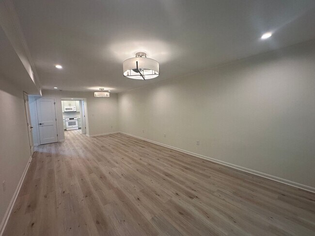 Building Photo - 500 Villa Dunes Dr