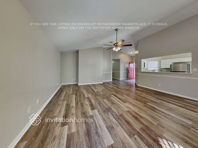 Building Photo - 112 Heathwick Dr