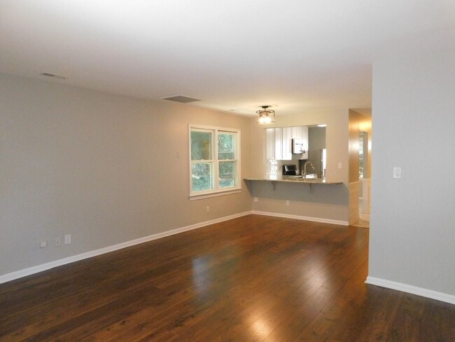 Building Photo - End Unit Townhome