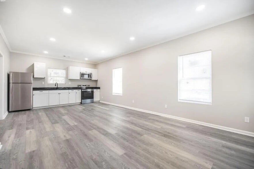 Building Photo - 2607 Beech Ave Ln