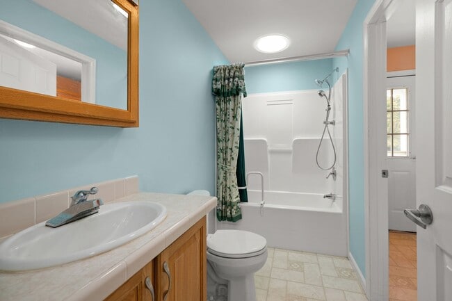Building Photo - Milton Gem for Rent! Spacious 3BR Home, pet allowed. Fireplace, Sunroom & Private Yard - $2,495.0...