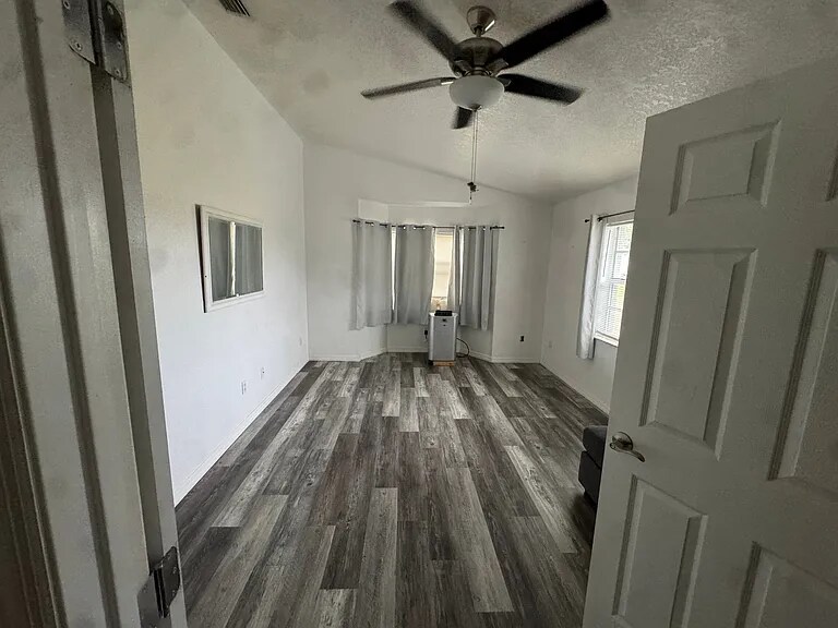 Building Photo - 25426 Panache Ln