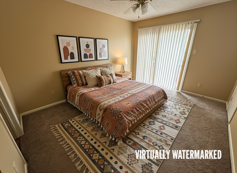 Building Photo - 3008 Chaucer Dr