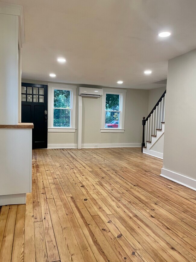 Building Photo - 27318 Morgnec Rd