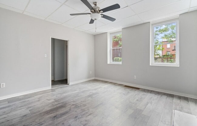 Building Photo - Pittsburgh - 3 Bed 2 Bath - Just Renovated