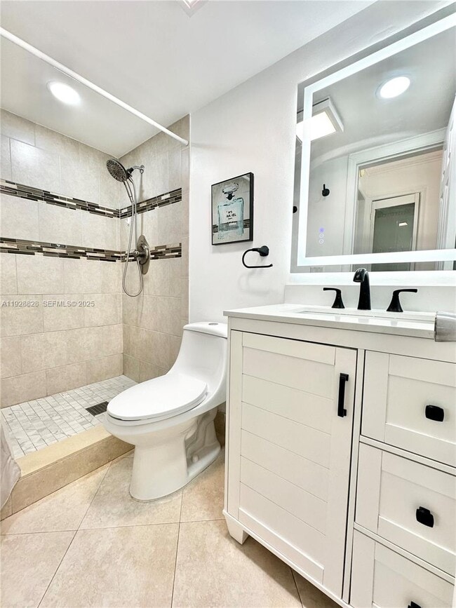 Building Photo - 2301 NE 14th Street Causeway