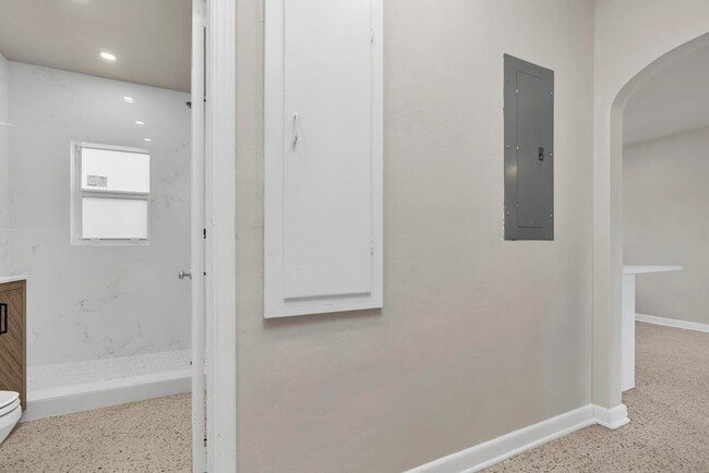 Building Photo - 17 Ocean Breeze