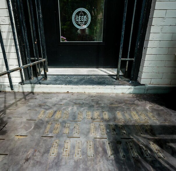 Building Photo - 1517 Corcoran St NW