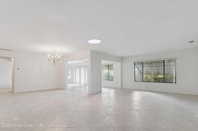 Building Photo - 1326 Cherry Hills Rd NE