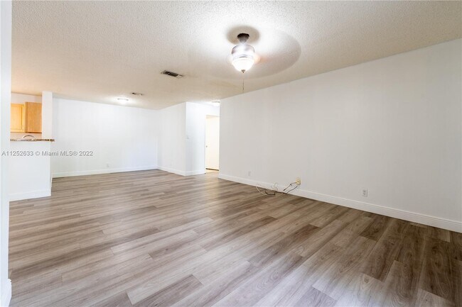 Building Photo - 11205 W Atlantic Blvd  106 Coral Springs F...