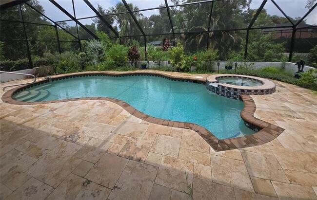 Building Photo - 3601 Garden Lakes Clenet