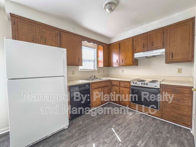 Building Photo - 1603 Minglewood Dr