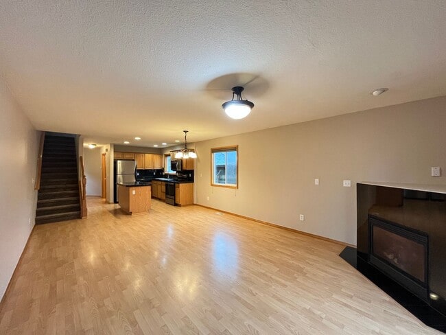 Building Photo - Brentwood Park Home - 3 Bedrooms, 2 baths 1,506 sq. ft.