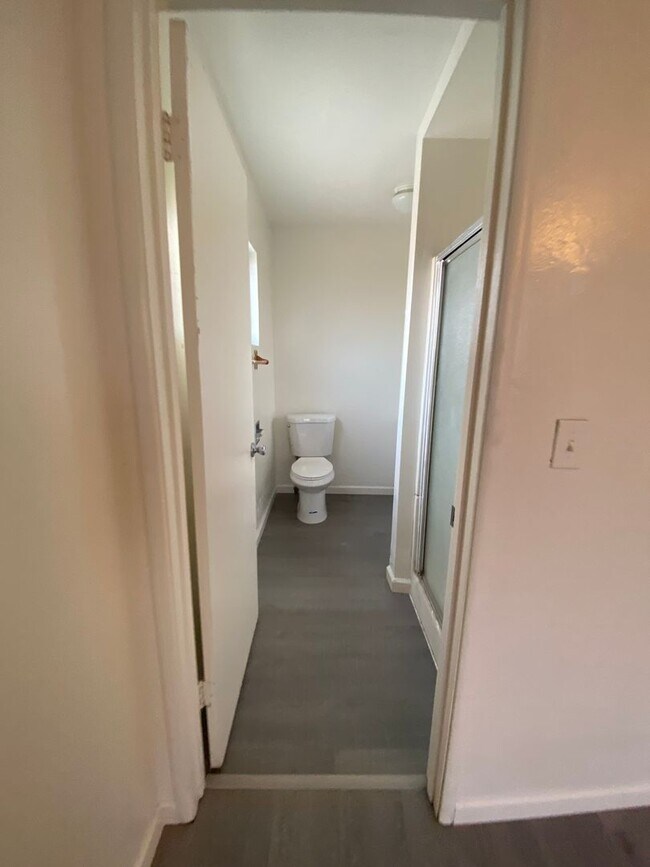 Building Photo - 22593 Rd 130