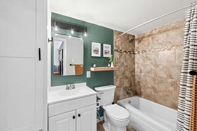 Building Photo - 5601 Woodrow Ave