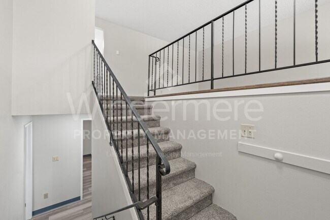 Building Photo - 2121 S Herald Rd