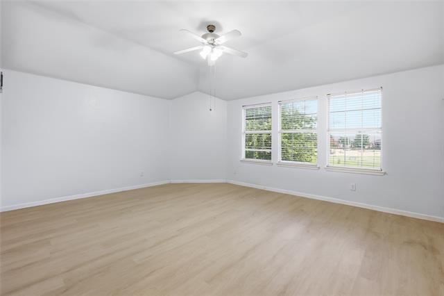 Building Photo - 417 Niagara Falls Dr