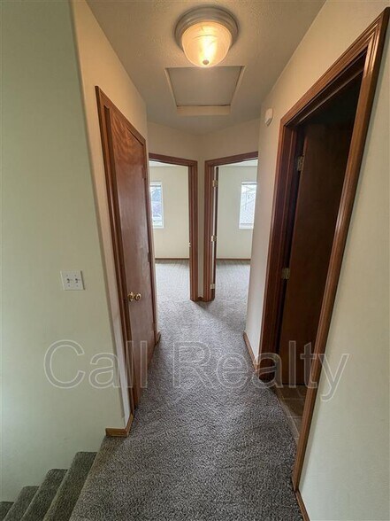 Building Photo - 18716 E Augusta Ct