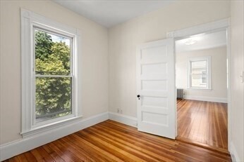 Building Photo - 5 Marlboro St