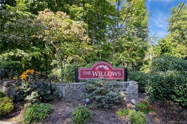 Building Photo - 29 Krystal Dr