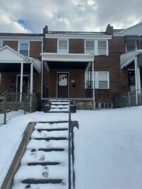 Building Photo - Three Bedroom home in baltimore