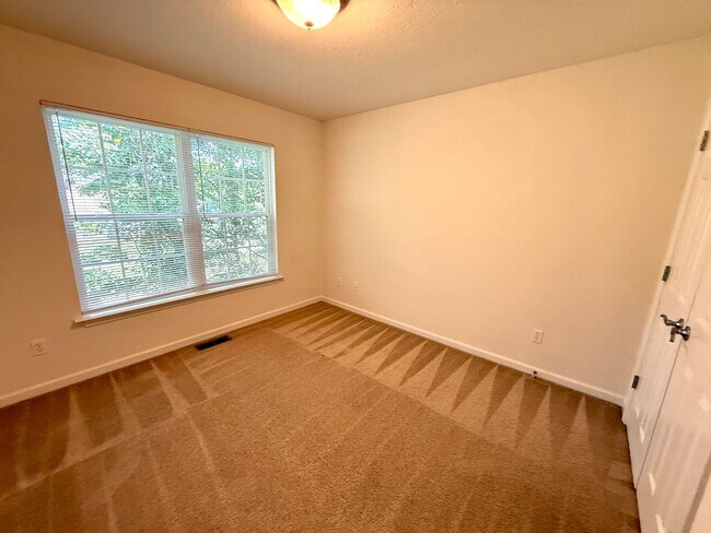 Building Photo - Available for the 2026-2027 lease term.