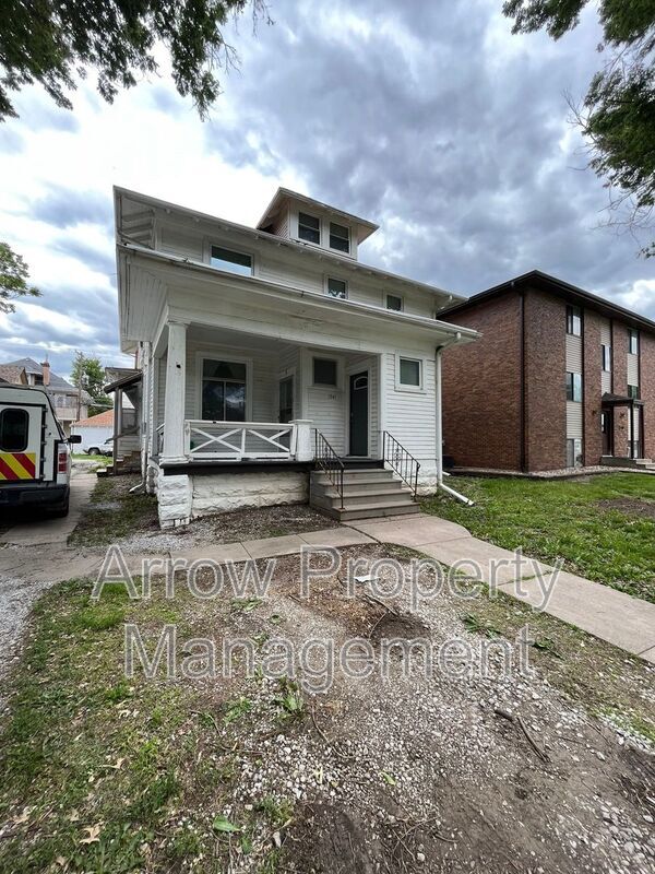 Building Photo - 1341 D St