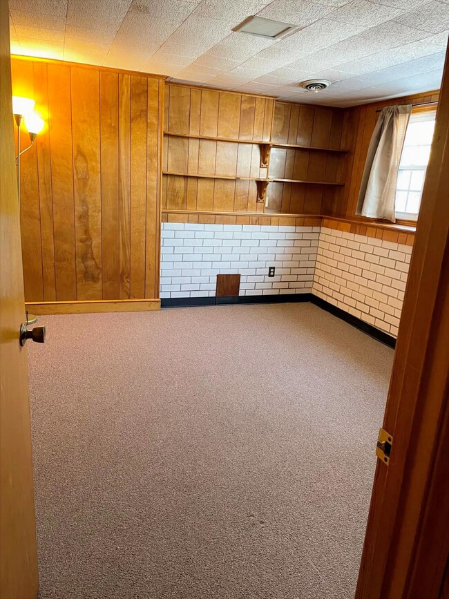 Building Photo - 4 Grace St