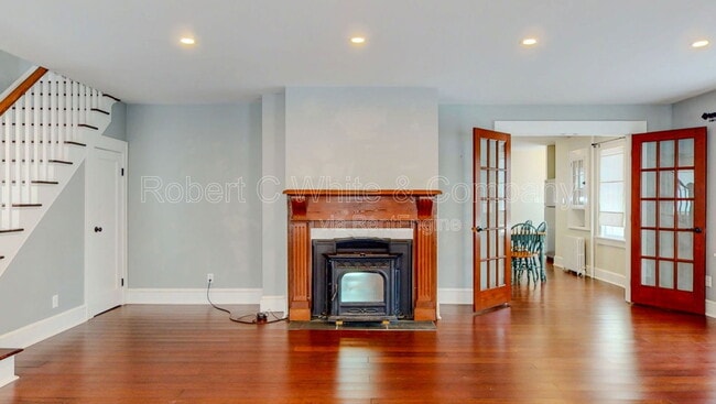 Building Photo - 2 Currituck Rd