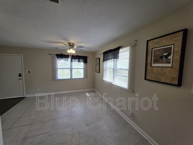 Building Photo - 2313 Fitzgerald Ave