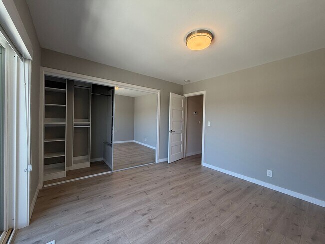 Building Photo - 32 Perego Terrace