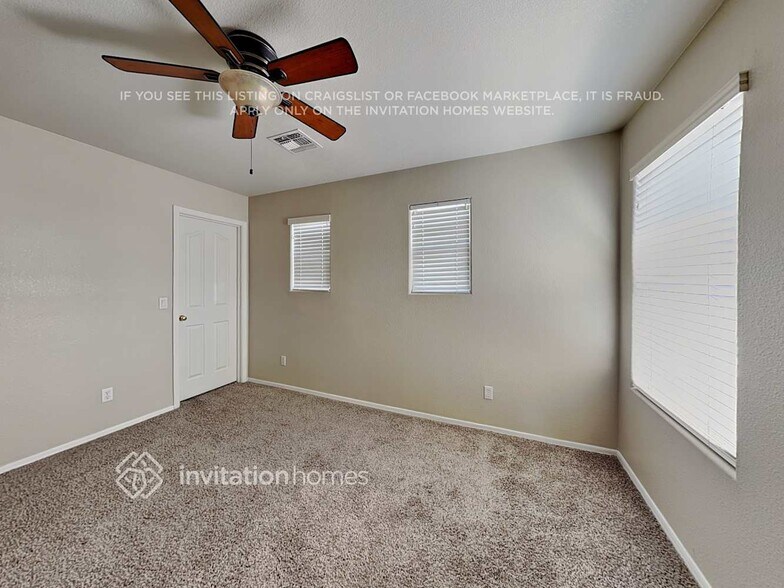 Building Photo - 6419 W Seldon Ln