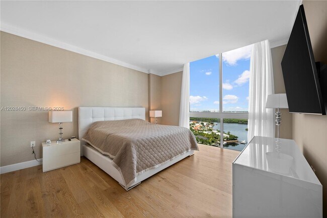 Building Photo - 250 Sunny Isles Blvd