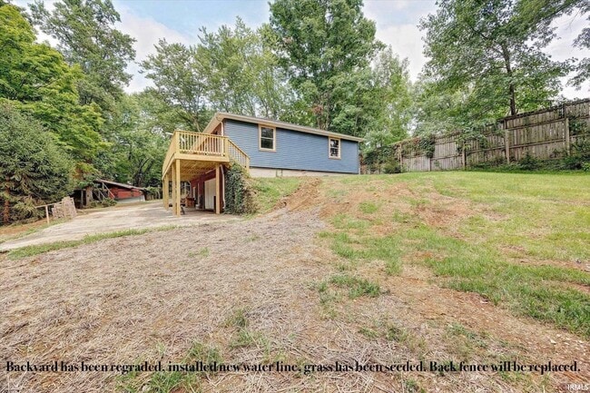 Building Photo - 4975 E State Rd 46 Bypass