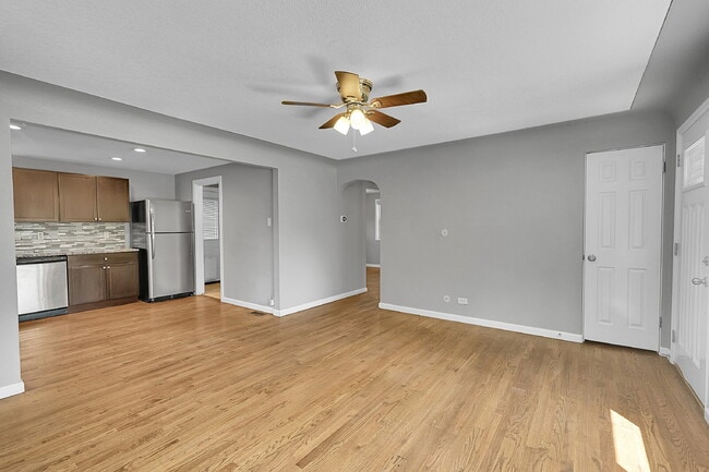 Building Photo - $2,225.00, 2-bed, 1-bath located in Denver.