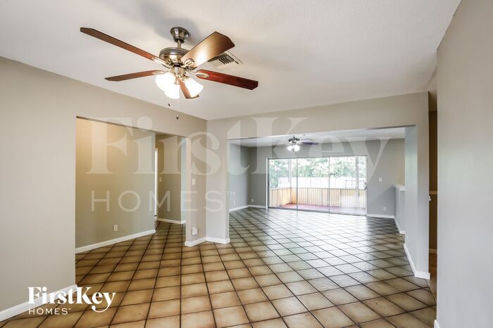 Building Photo - 1826 NW 85th Dr