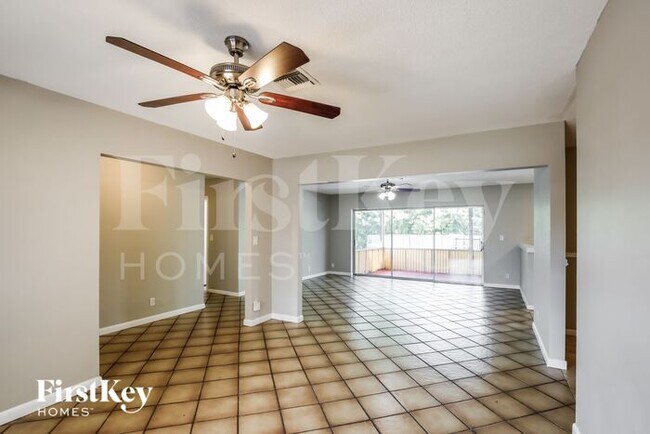 Building Photo - 1826 NW 85th Dr
