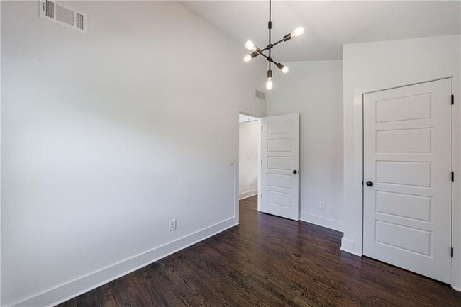 Building Photo - 1272 Hardee St NE