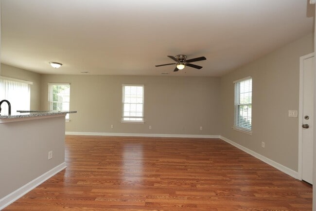 Building Photo - 11539 Stewarts Crossing Dr