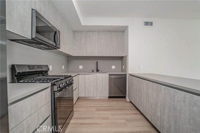 Building Photo - 2828 London St