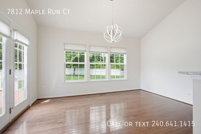 Building Photo - 7812 Maple Run Ct