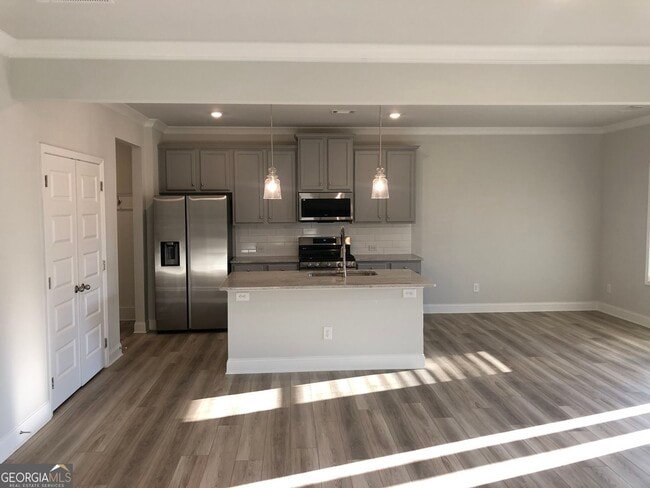 Building Photo - 4211 Portsbrook Ave