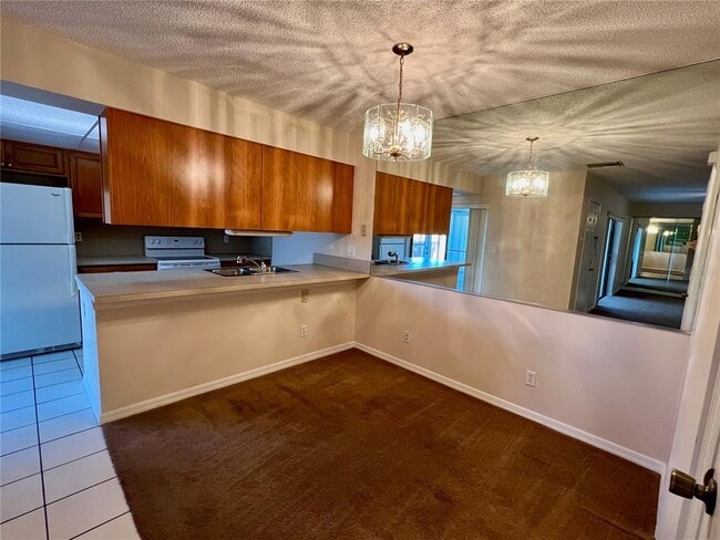 Building Photo - 2946 Tangerine Ct