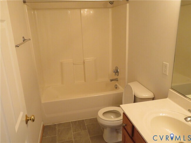 Building Photo - 2057 Pruett Ct