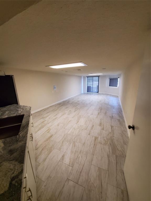 Building Photo - 18321 Sandy Cove