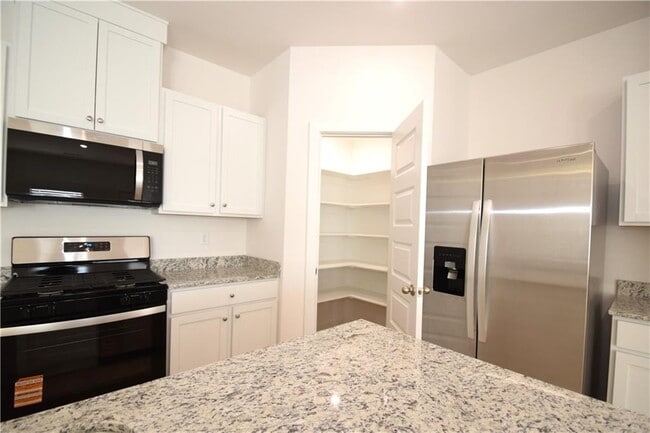 Building Photo - 3071 Laredo Ln