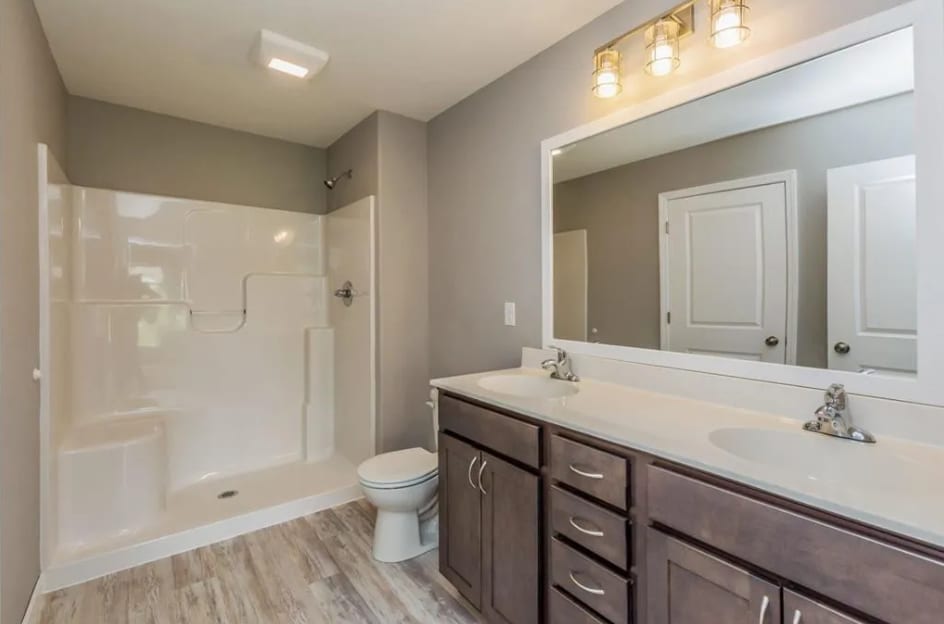 Building Photo - 3034 Sherwood Dr