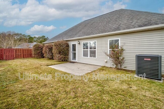 Building Photo - 902 Kiwi Ln