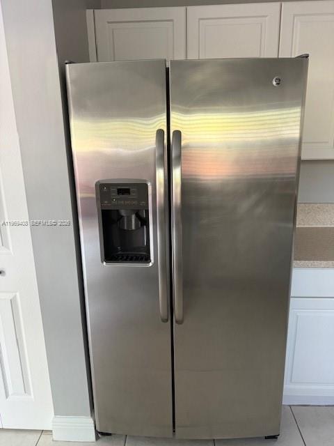 Building Photo - 2402 NE 41st Pl