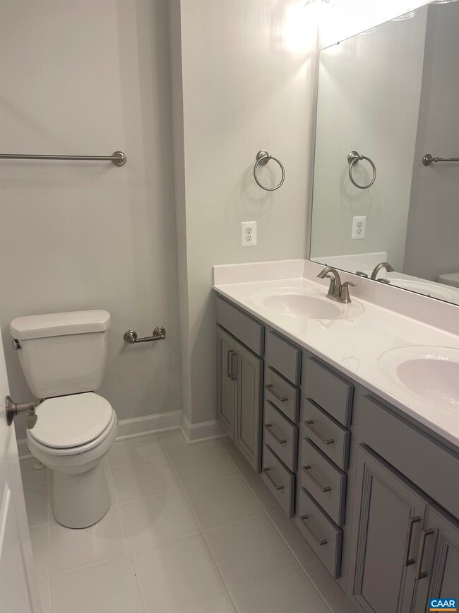 Building Photo - 5178 Golf Dr